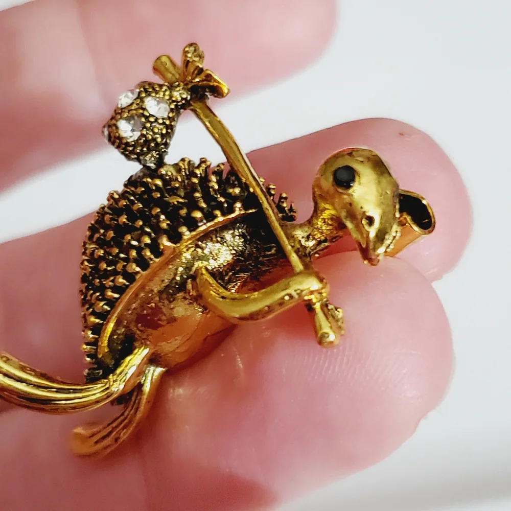 Vtg style turtle brooch pin crystals antique gold Adorable - Picture 8 of 9